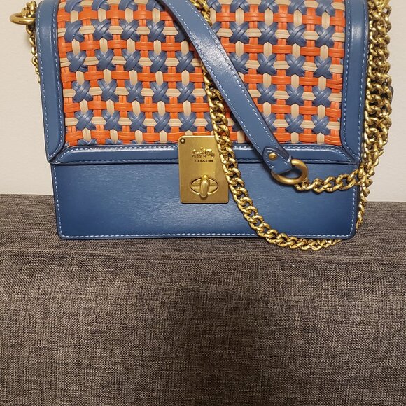 Hutton Shoulder Bag - Picture 2 of 4